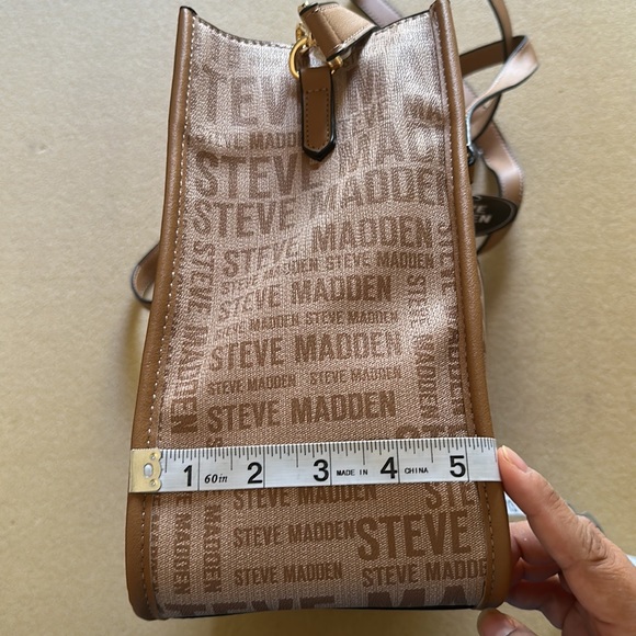 Steve Madden BPierce Logo Bag with Interior Crossbody Pouch - New - Picture 10 of 14